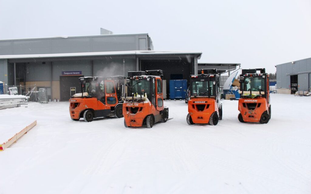 Why Winter is Ideal for Forklift Training